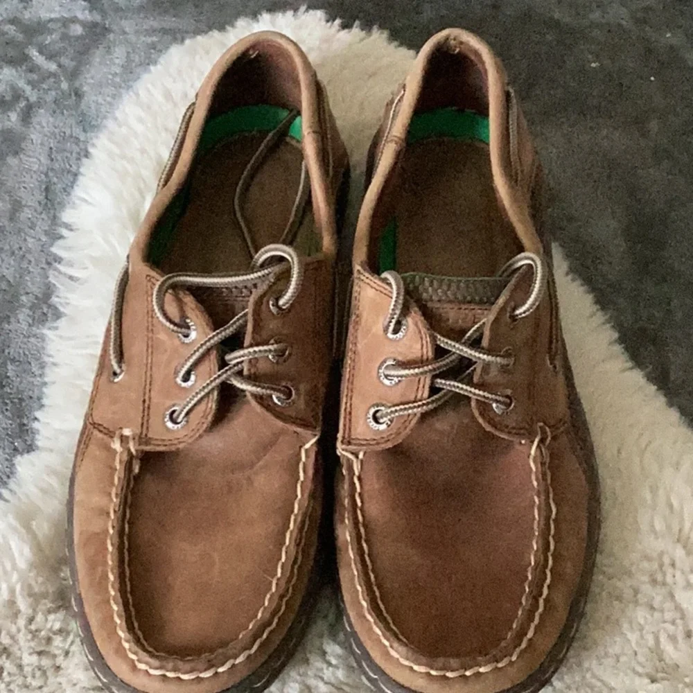 Sperry Topsiders